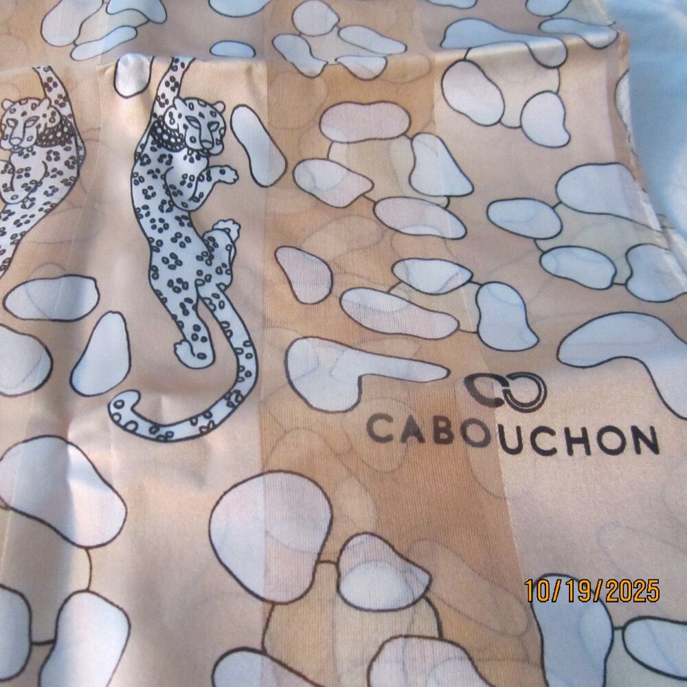 NIP Scarf Silk by Cabouchon